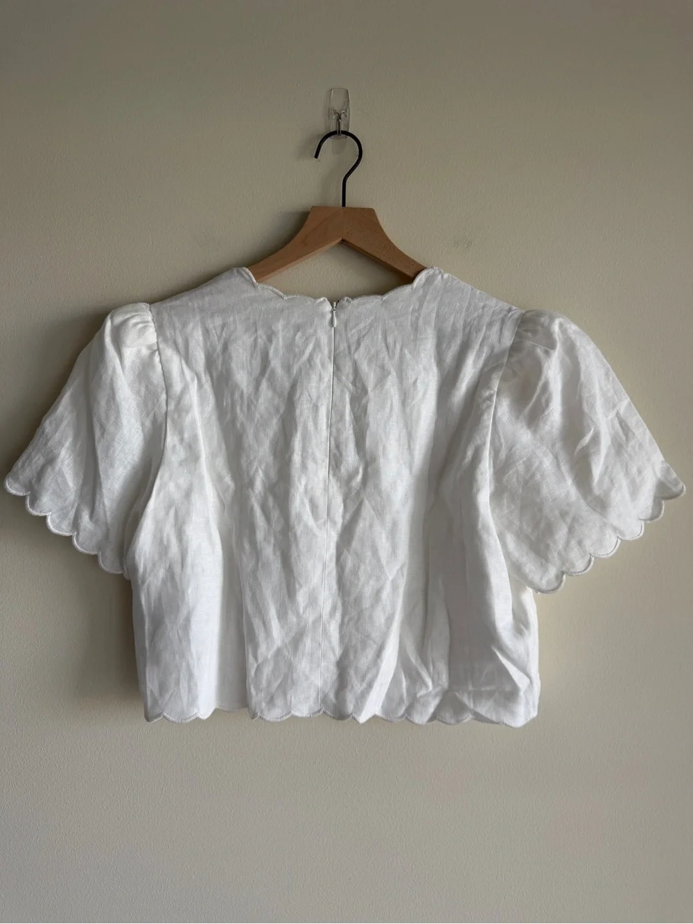 FARM Rio Off-White Roses Scallop Artisanal Linen Crop Top Size L NWOT